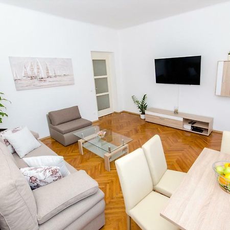 Apartment "Pomalo" Сплит Екстериор снимка