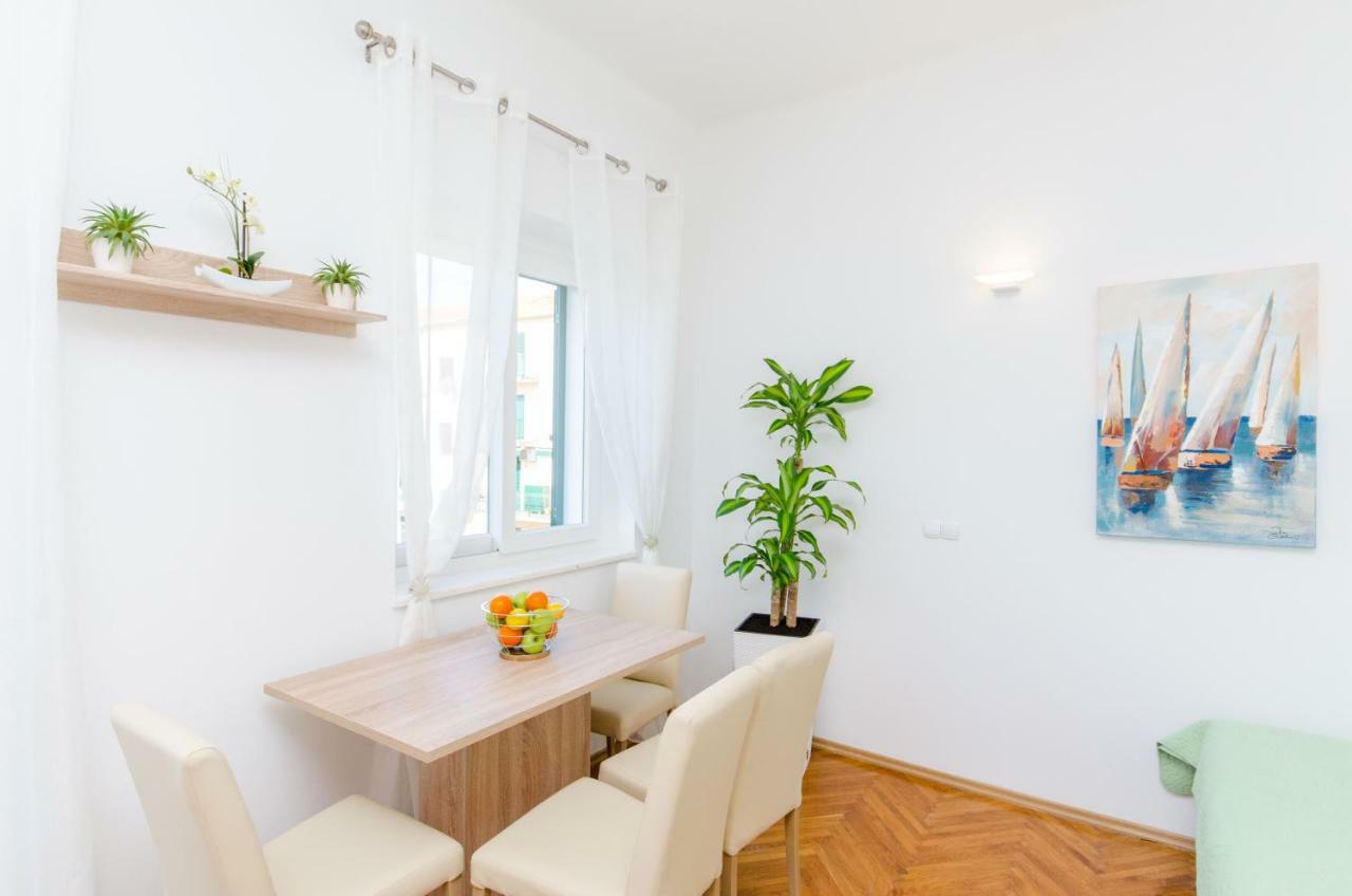 Apartment "Pomalo" Сплит Екстериор снимка