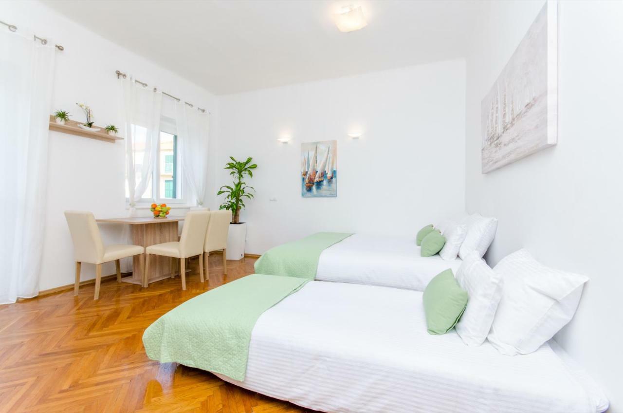 Apartment "Pomalo" Сплит Екстериор снимка