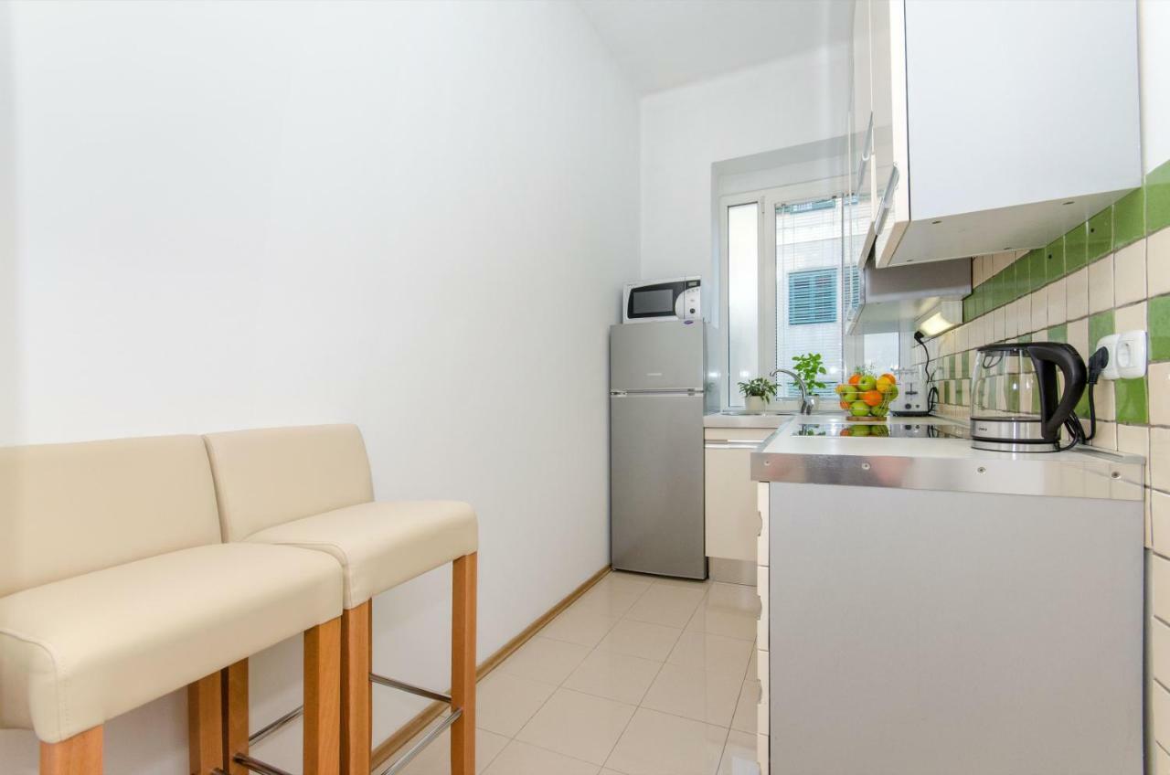 Apartment "Pomalo" Сплит Екстериор снимка