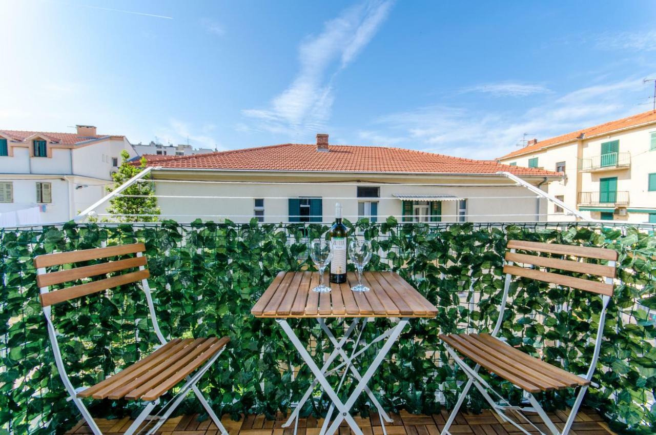 Apartment "Pomalo" Сплит Екстериор снимка