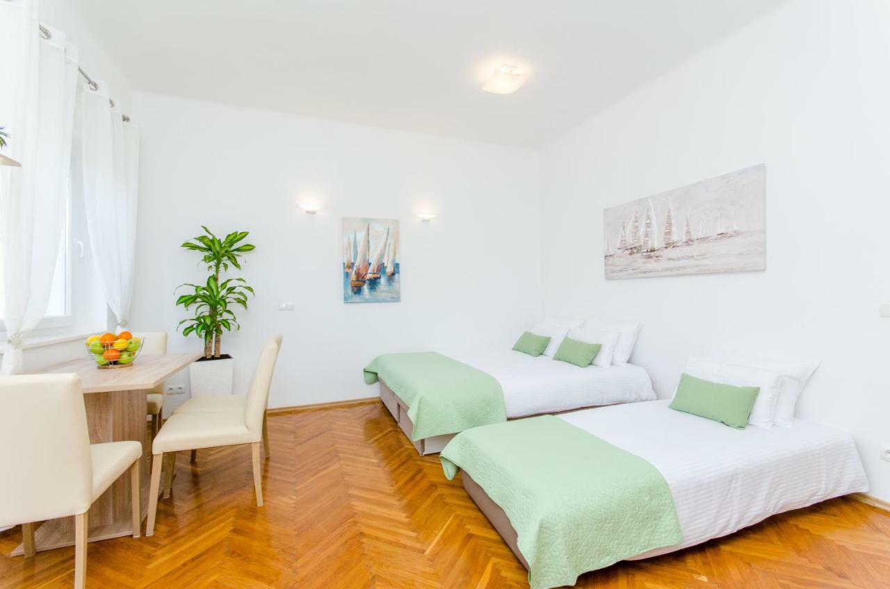 Apartment "Pomalo" Сплит Екстериор снимка